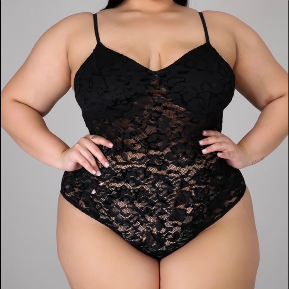Black lace bodysuit (Plus Size)